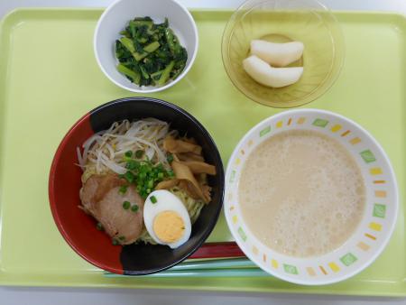 豚骨ラーメン